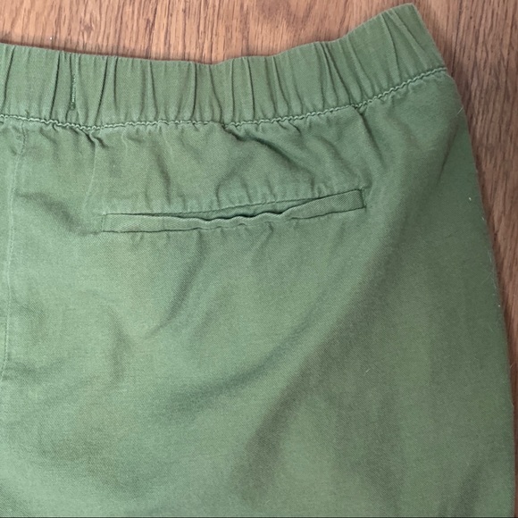 Pull-On Shorts - Picture 8 of 9